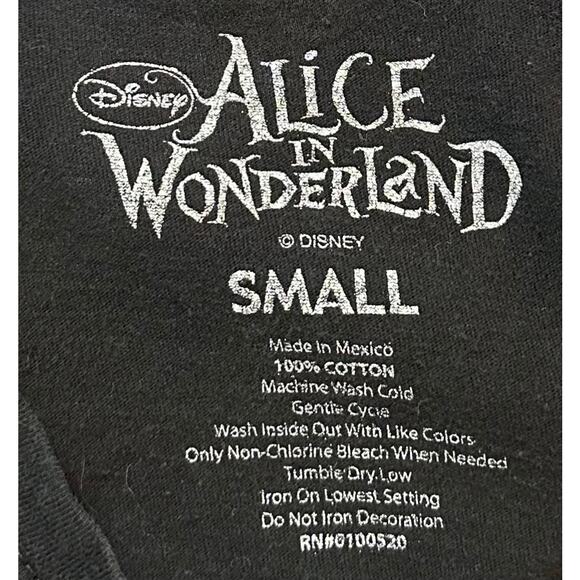Disney Official 2010 Alice in Wonderland Cheshire Cat Shirt RARE Women's Size S - Picture 8 of 8